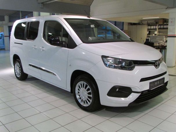 Toyota Proace City Verso 96 kW image number 8