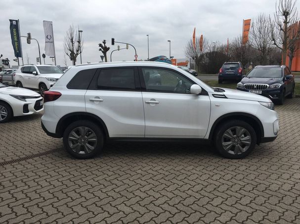 Suzuki Vitara 1.4 Hybrid Comfort 95 kW image number 2