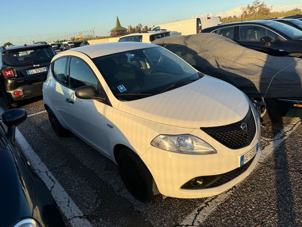 Lancia Ypsilon 51 kW image number 6