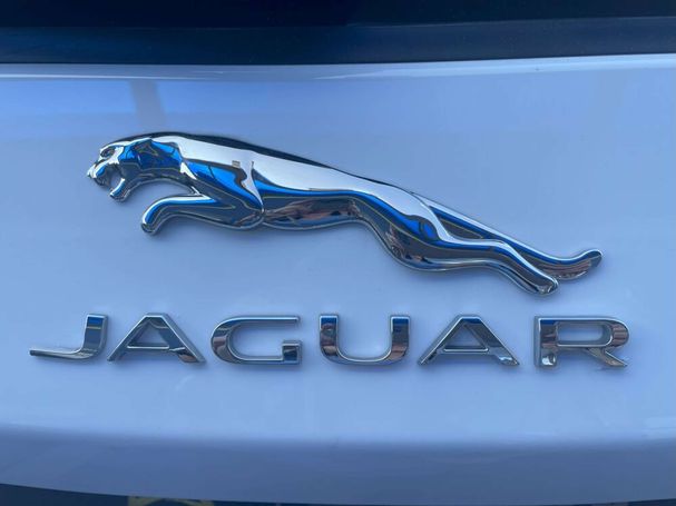 Jaguar F-Pace 20d R-Sport 132 kW image number 9