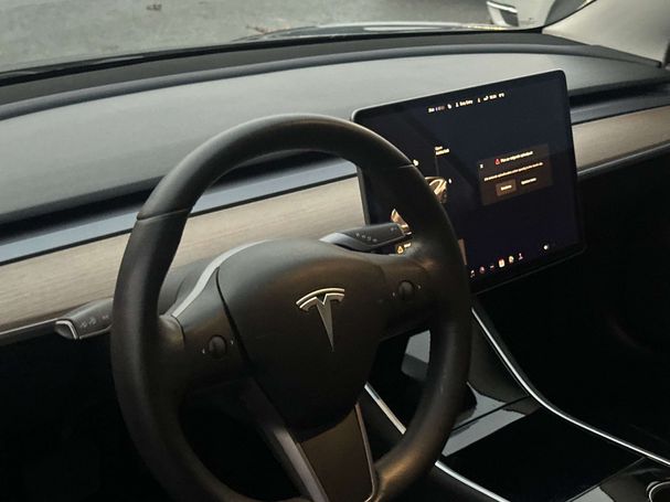 Tesla Model 3 60 Plus 175 kW image number 18