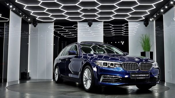 BMW 530d Touring xDrive Luxury Line 195 kW image number 13