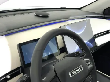 Car image 31