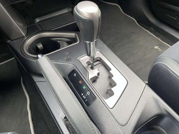 Car image 25