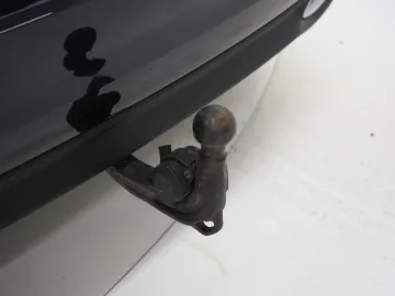 Car image 42