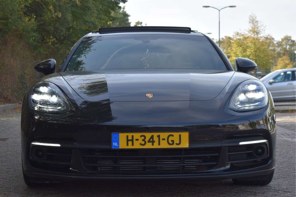 Porsche Panamera 4 Sport Turismo 243 kW image number 2