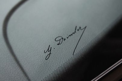 Car image 42