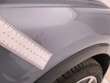 Car image 43