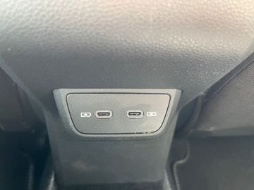 Car image 38