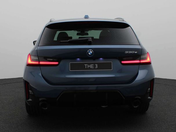 BMW 330 e Touring 215 kW image number 4