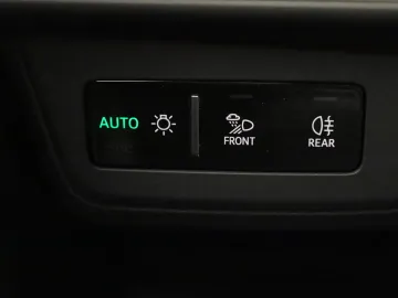Car image 42