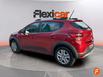 Car image 5