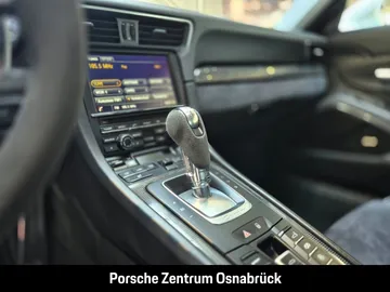 Car image 38