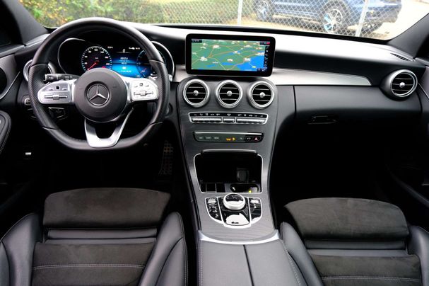 Mercedes-Benz C 300 de T AMG 225 kW image number 25