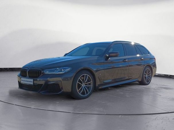 BMW 530d Touring M Sportpaket xDrive 210 kW image number 1