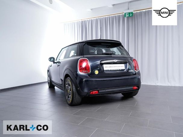 Mini Cooper SE Classic Trim 135 kW image number 2