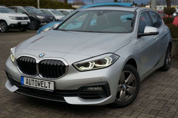 BMW 118i Advantage 103 kW image number 1