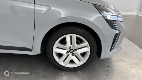 Car image 20