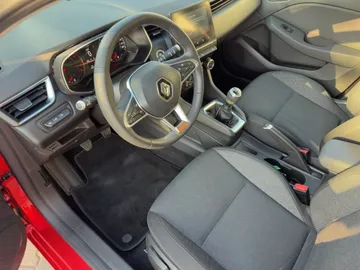 Car image 13