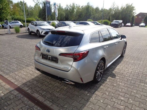 Toyota Corolla 1.8 Hybrid Touring Sports 103 kW image number 6