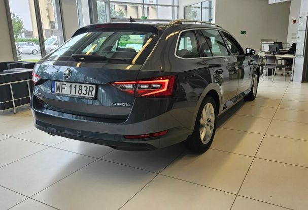 Skoda Superb 2.0 TDI DSG Ambition 140 kW image number 2