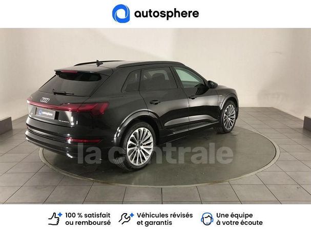 Audi e-tron 55 quattro 300 kW image number 4