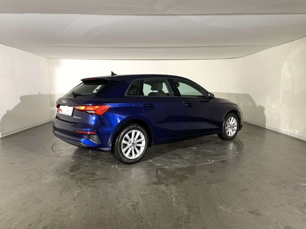 Audi A3 30 g-tron S tronic Sportback Business 96 kW image number 2