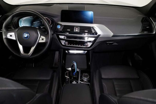 BMW iX3 Impressive 210 kW image number 9