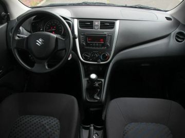 Car image 24