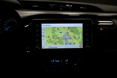 Car image 21