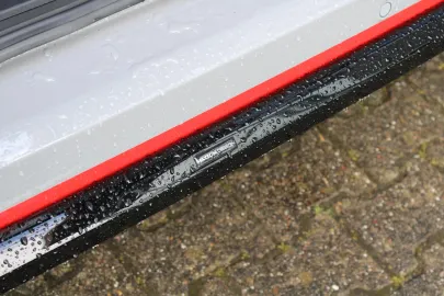 Car image 33
