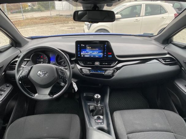 Toyota C-HR 1.2 85 kW image number 16