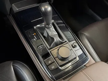 Car image 33