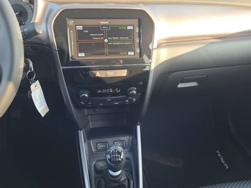 Car image 15