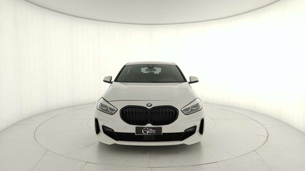 BMW 118d 110 kW image number 2