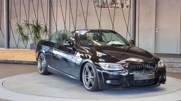 BMW 330i Cabrio 200 kW image number 3