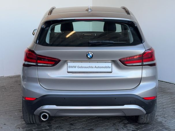 BMW X1 sDrive18i Advantage 103 kW image number 4