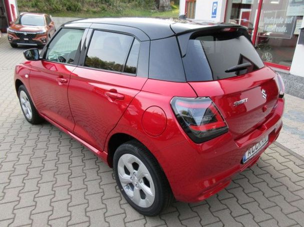 Suzuki Swift 1.2 Hybrid Comfort Allgrip 61 kW image number 3