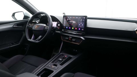 Car image 31