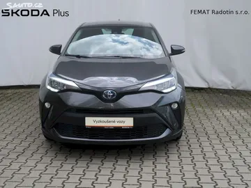 Car image 2