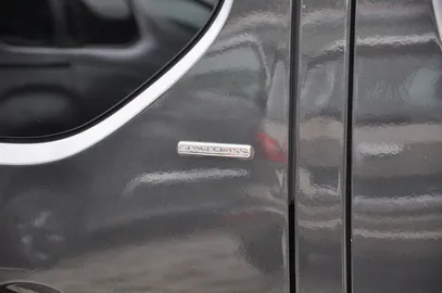 Car image 42