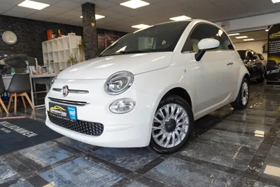 Car image 3