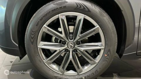 Car image 20