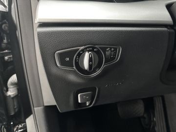 Car image 37