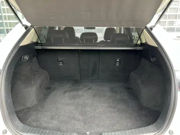 Car image 35