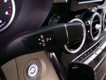 Car image 33