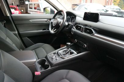 Car image 19