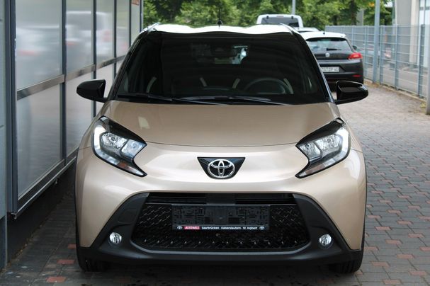 Toyota Aygo X 1.0 53 kW image number 2