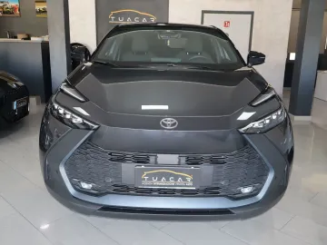 Car image 3
