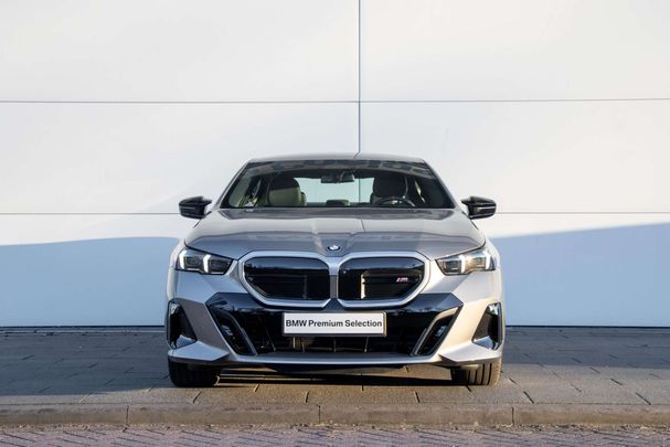 BMW i5 M60 xDrive 442 kW image number 7